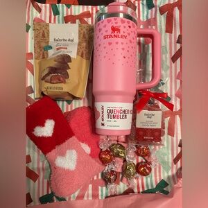 LIMITED EDITION PINK VALENTINE STANLEY 30 oz tumbler. Will ship tomorrow.